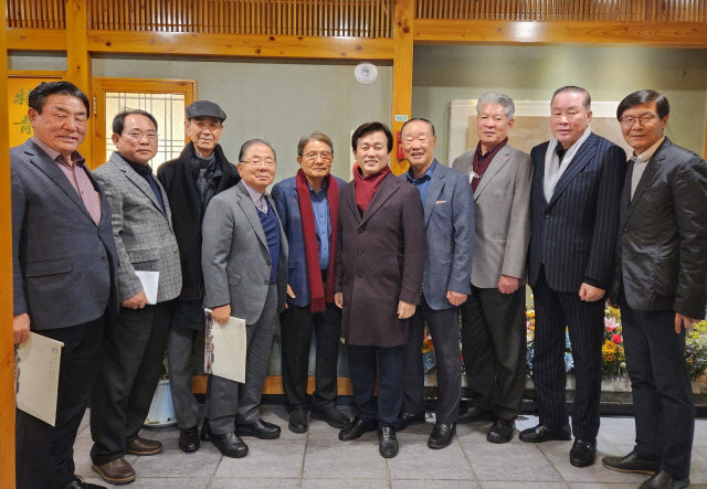 진주시, 진주 K-기업가정신재단 부산지역 이사와 간담회 개최 썸네일 사진